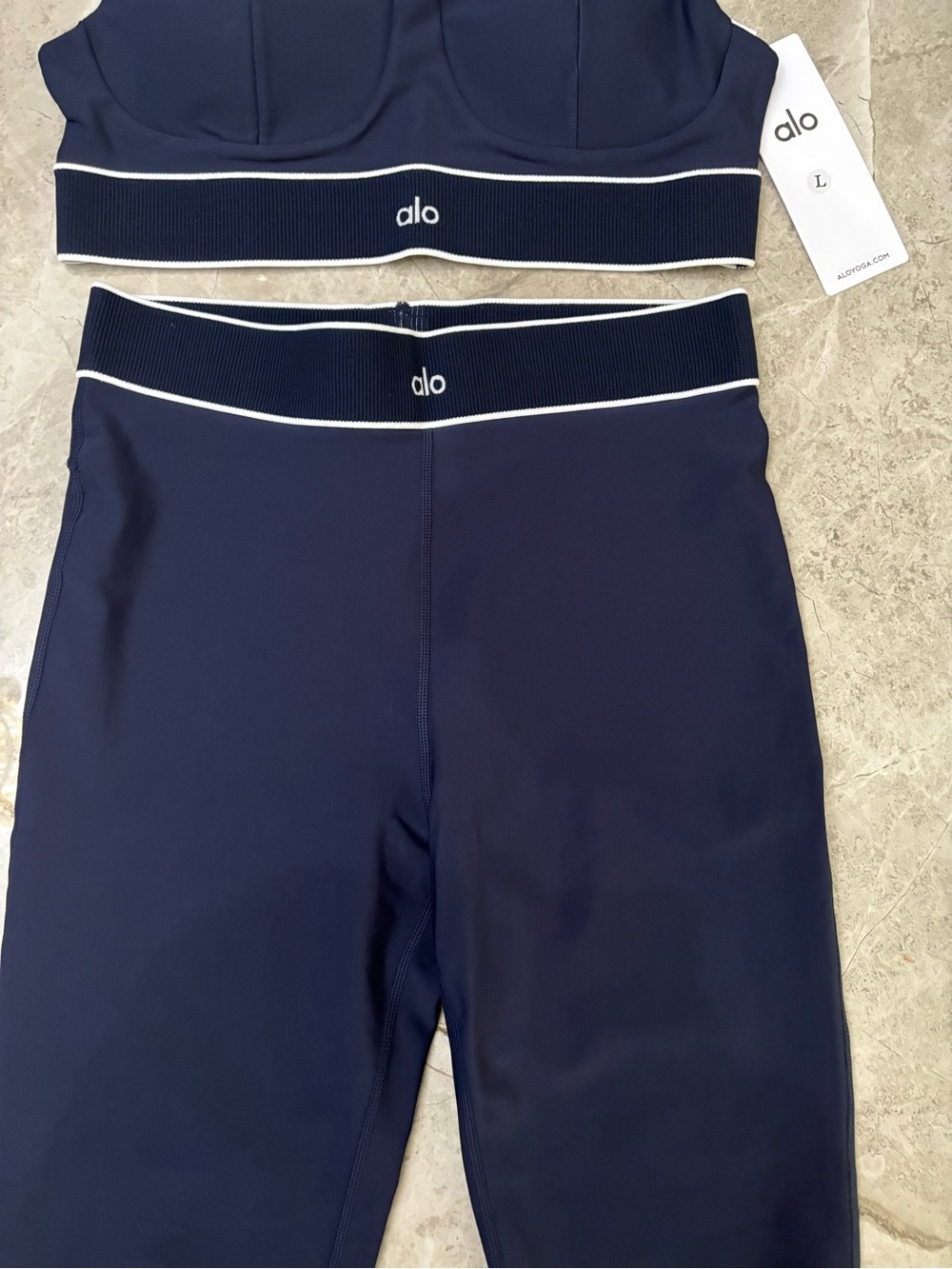 ALO Yoga Navy Workout Two-Piece Set with White Trim - Picture 2 of 5